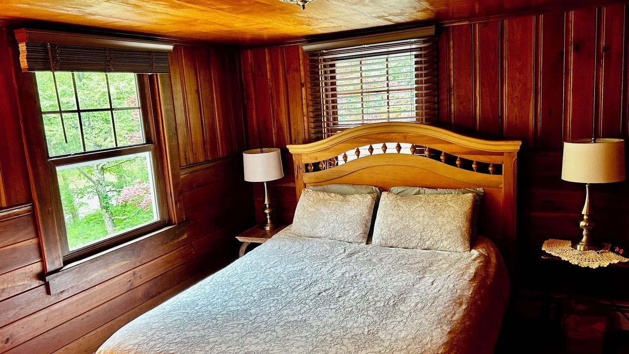 Photo of Others in Bodines