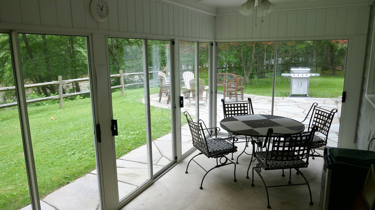 Photo of Others in Bodines