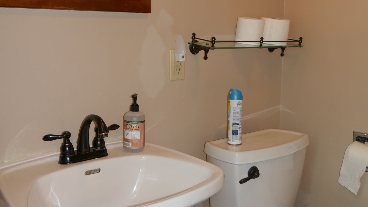 Photo of Bathroom in Bodines