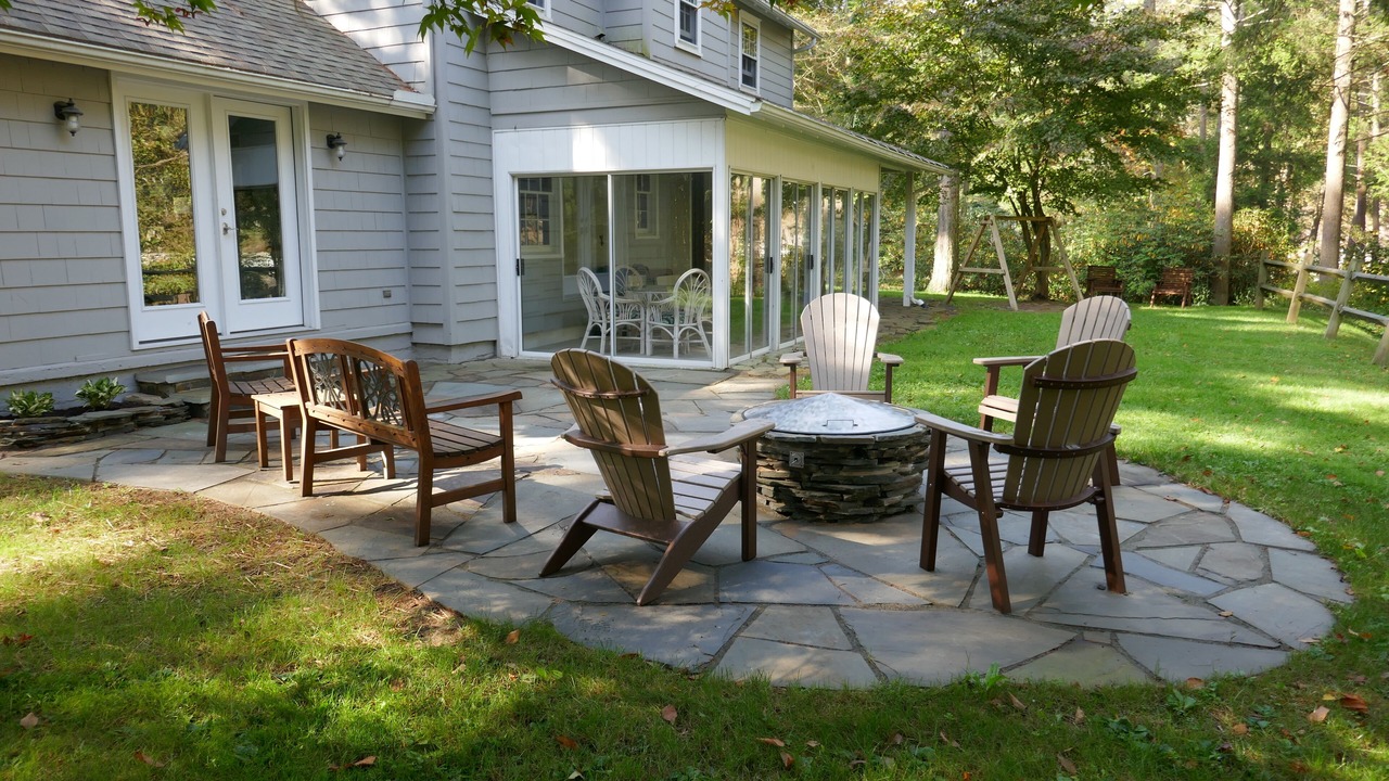 Photo of Others in Bodines