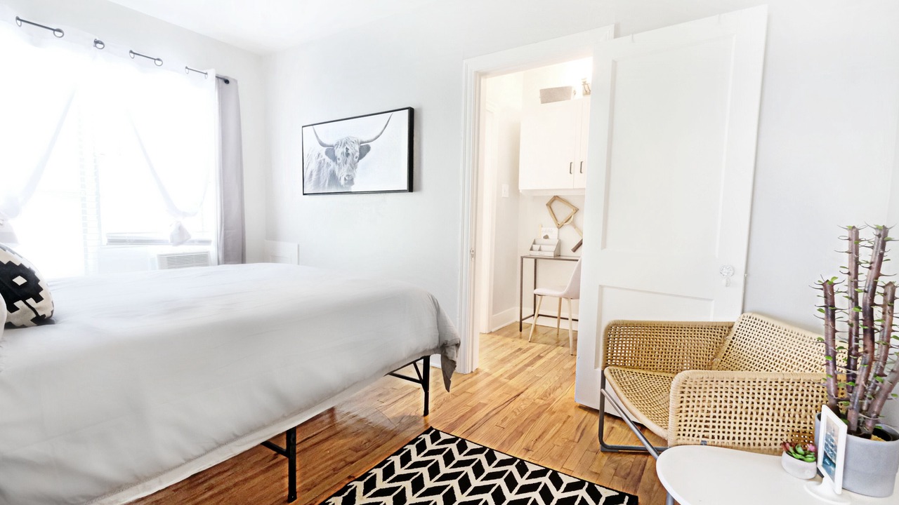 Photo of Bedroom in Lower Greenville