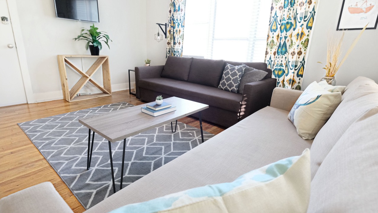 Photo of Livingroom in Lower Greenville
