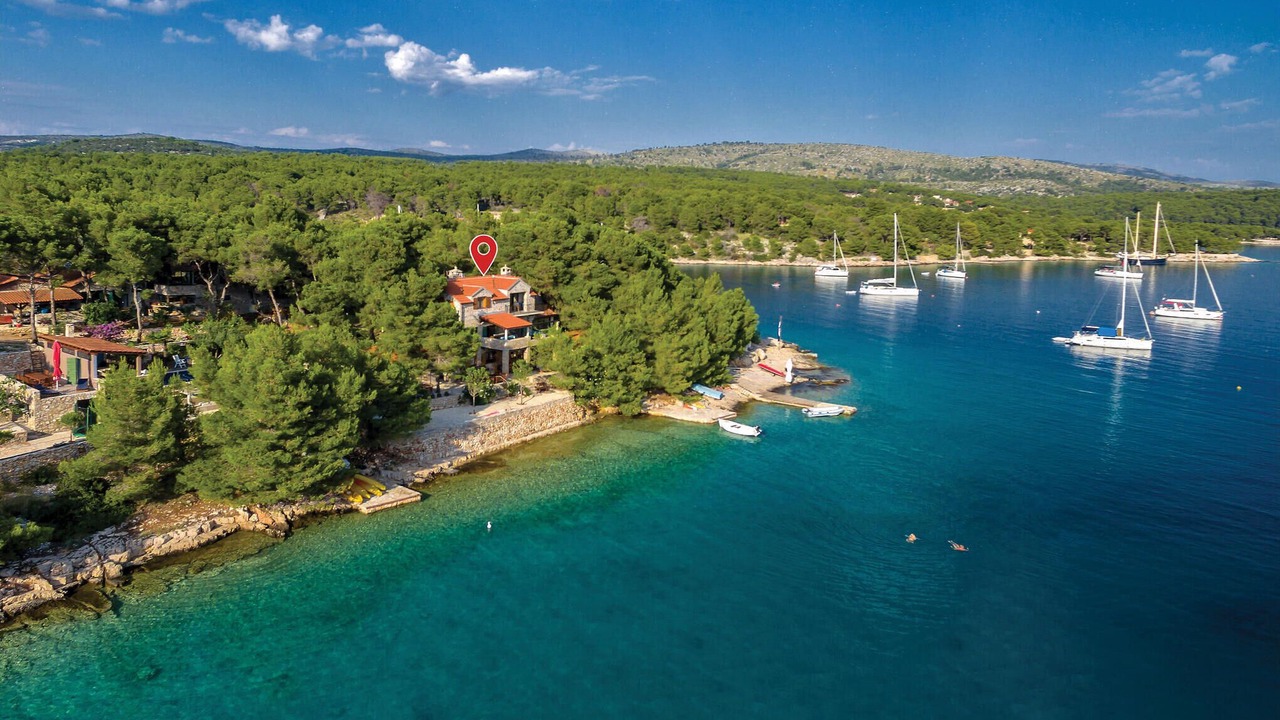 Photo of Others in Cove Osibova (Milna)