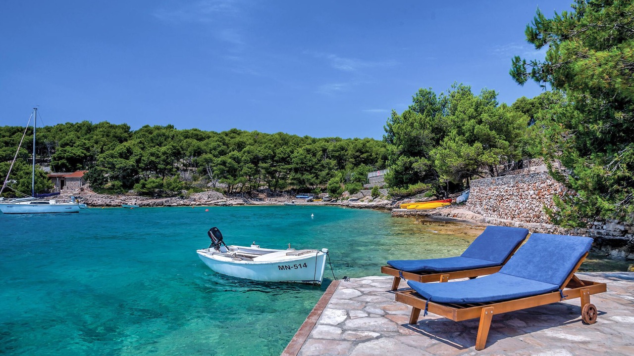 Photo of Others in Cove Osibova (Milna)