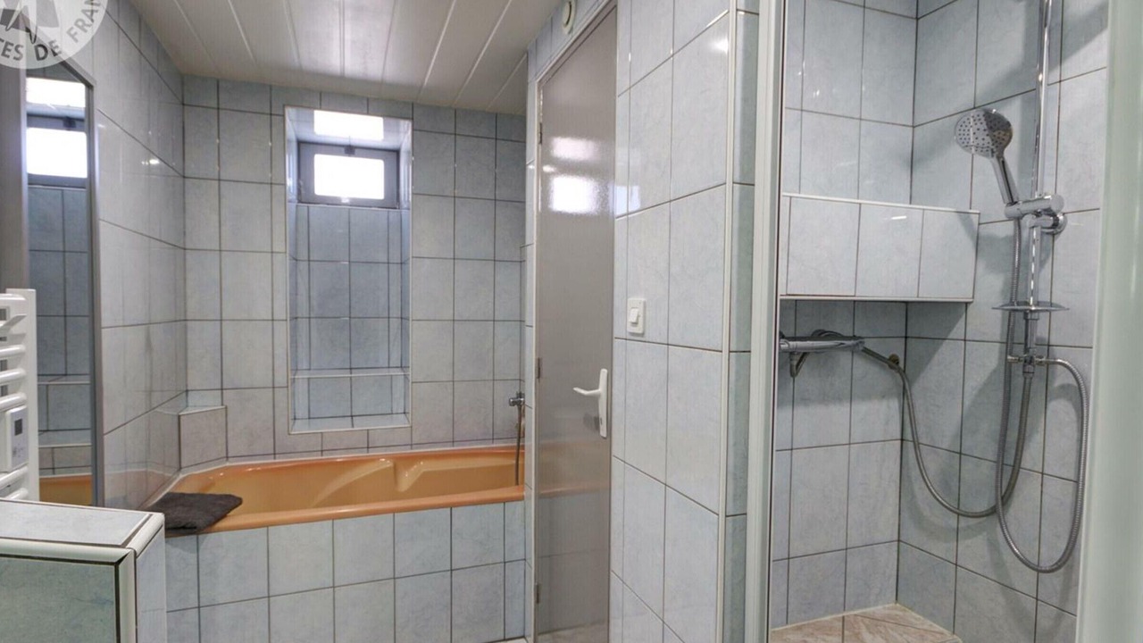 Photo of Bathroom in Champoly