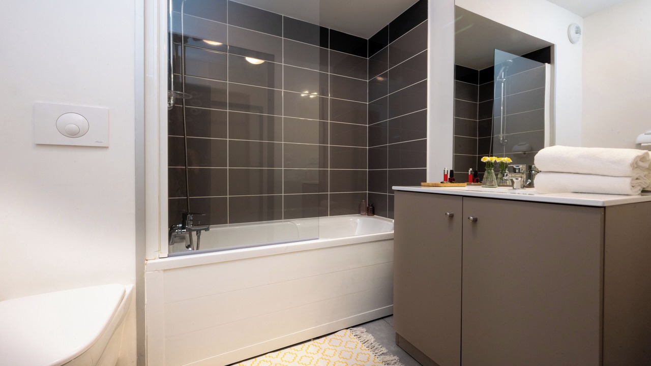Photo of Bathroom in Saint Nicolas - Charles III - Ville vieille - Trois Maisons - Leopold