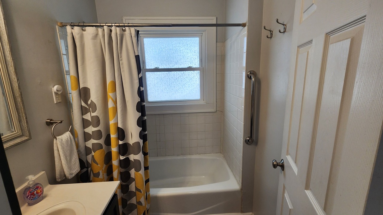 Photo of Bathroom in Merriam