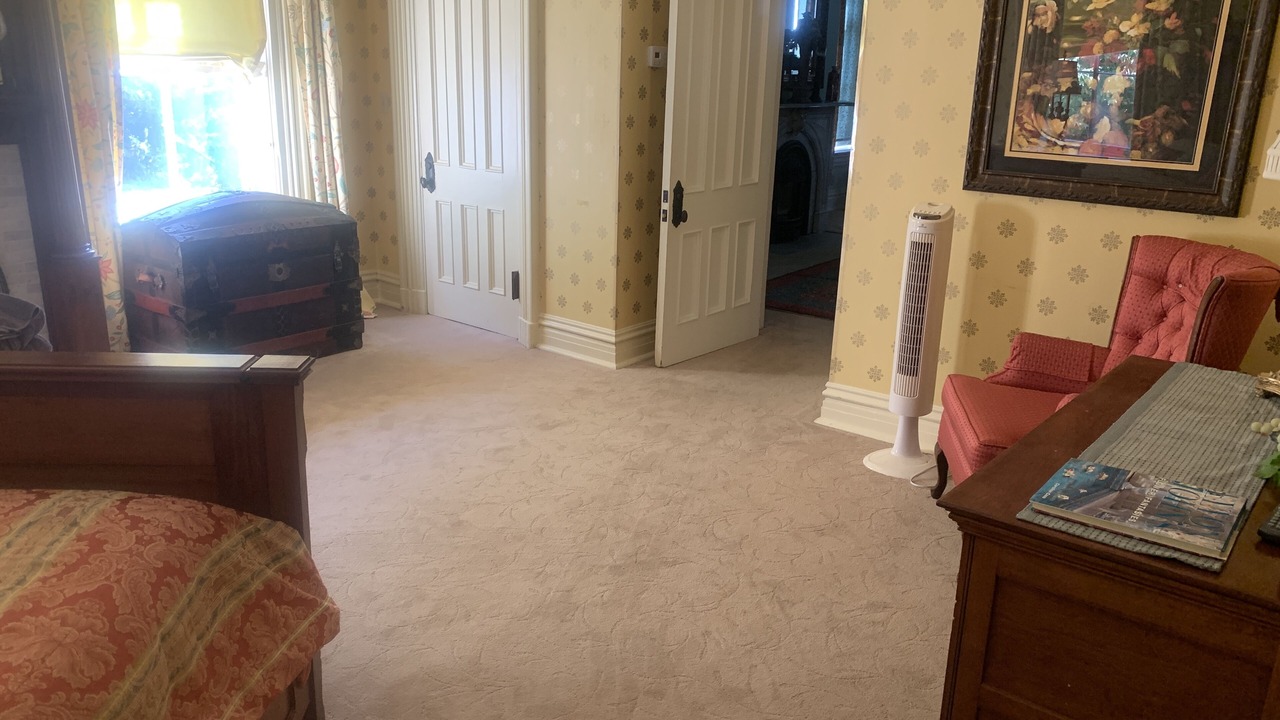 Photo of Bedroom in East Dubuque