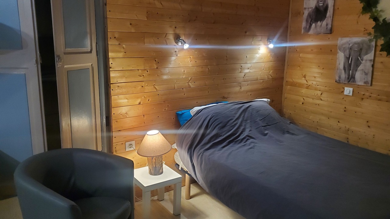 Photo of Bedroom in Saint-Ambroix