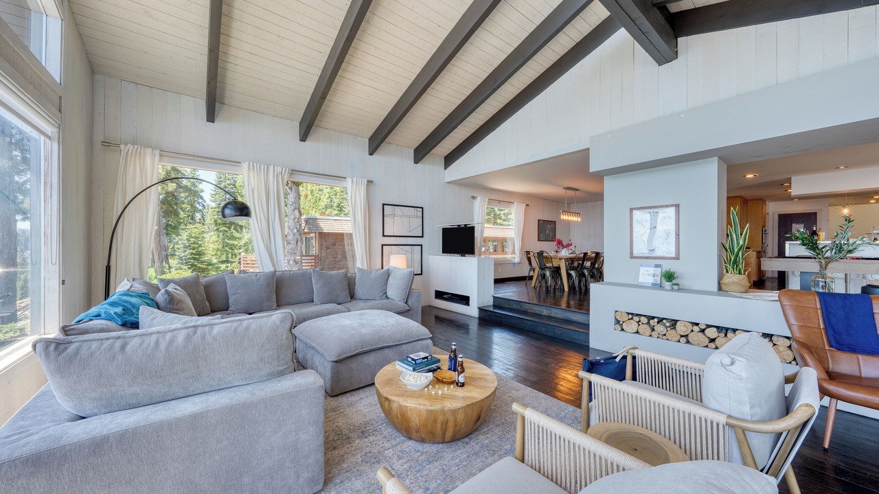 Photo of Bedroom in Tahoe Vista