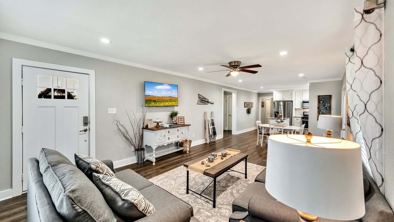 Photo of Livingroom in Waco