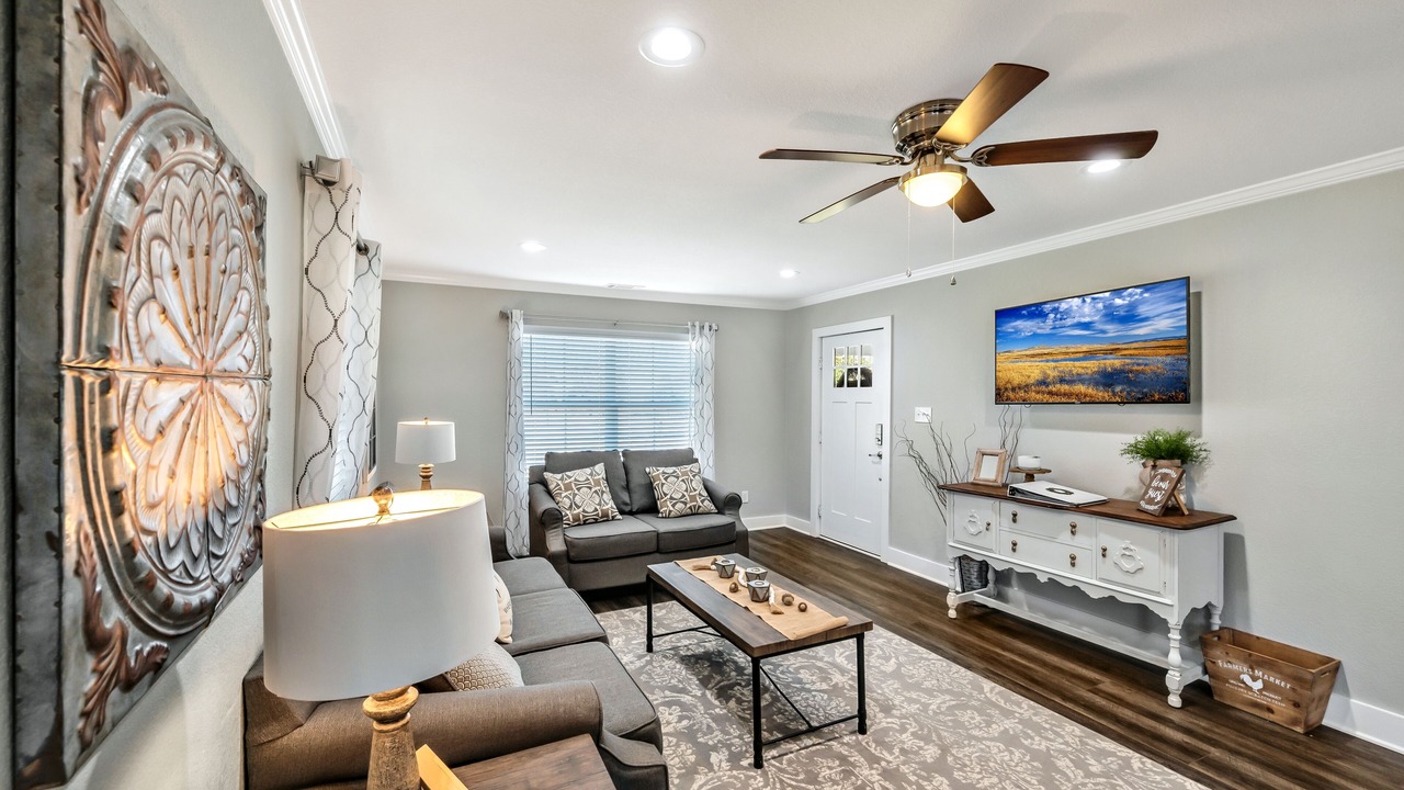 Photo of Livingroom in Waco