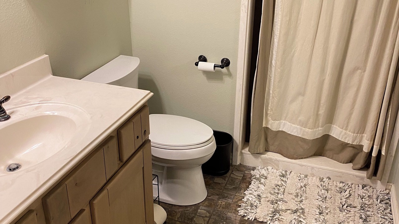 Photo of Bathroom in Grimes County
