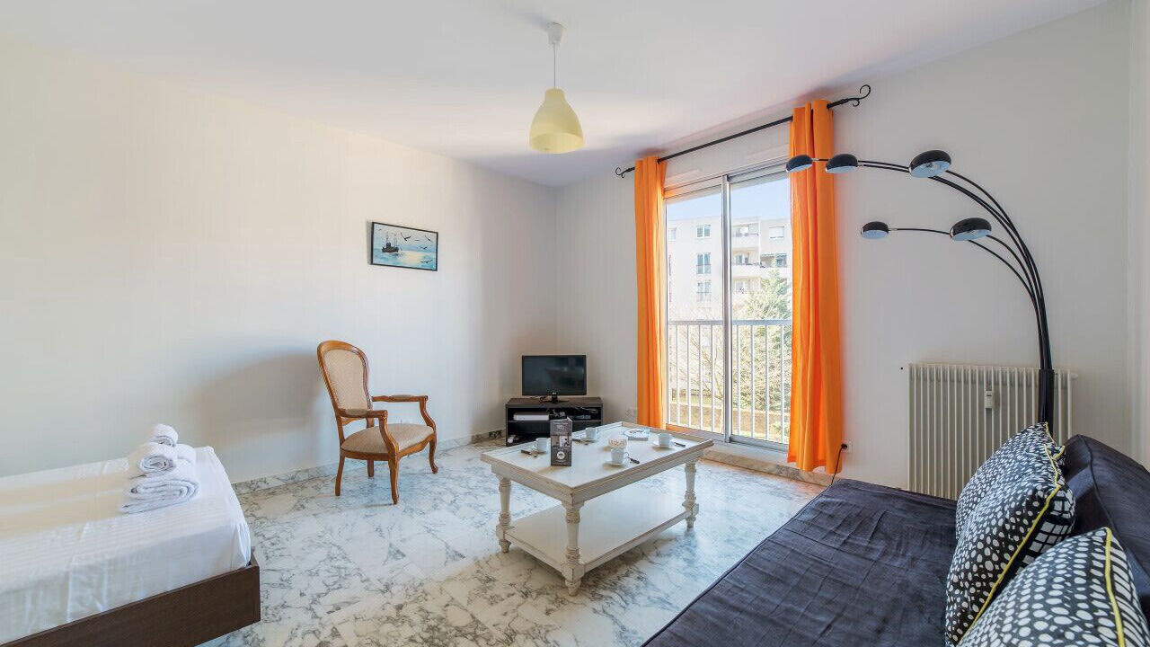 Photo of Bedroom in 9th Arrondissement