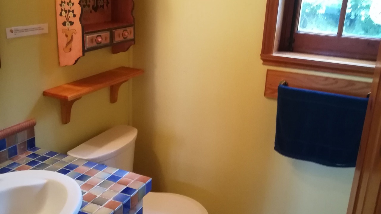 Photo of Bathroom in Saint-Laurent-de-l'ile d'Orleans