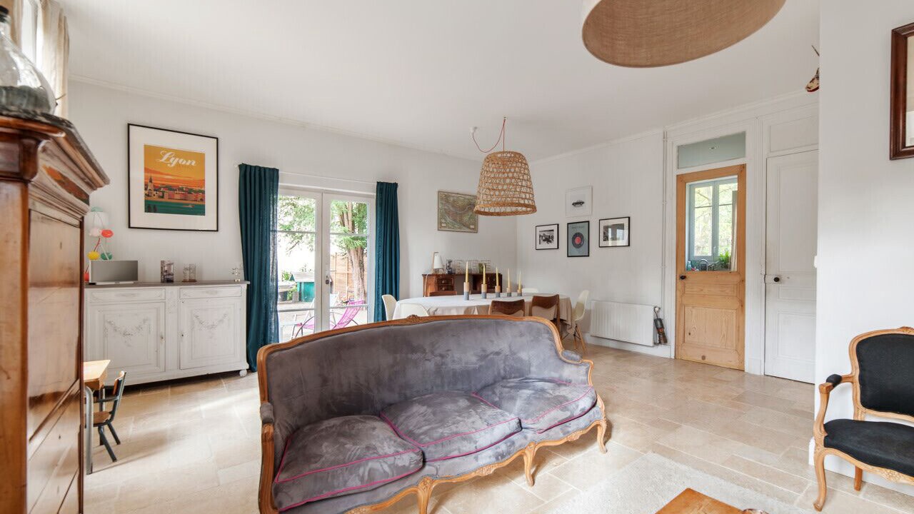 Photo of Livingroom in Charlier - Valvert