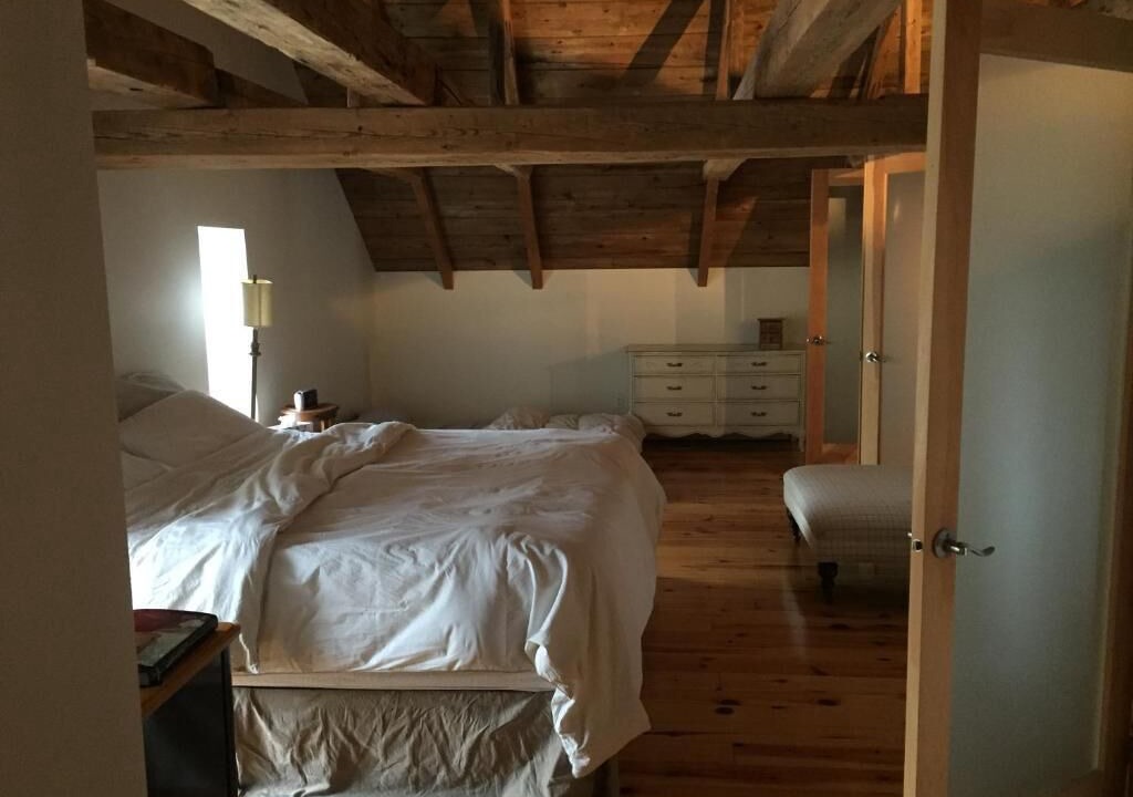 Photo of Bedroom in Stoneham-et-Tewkesbury