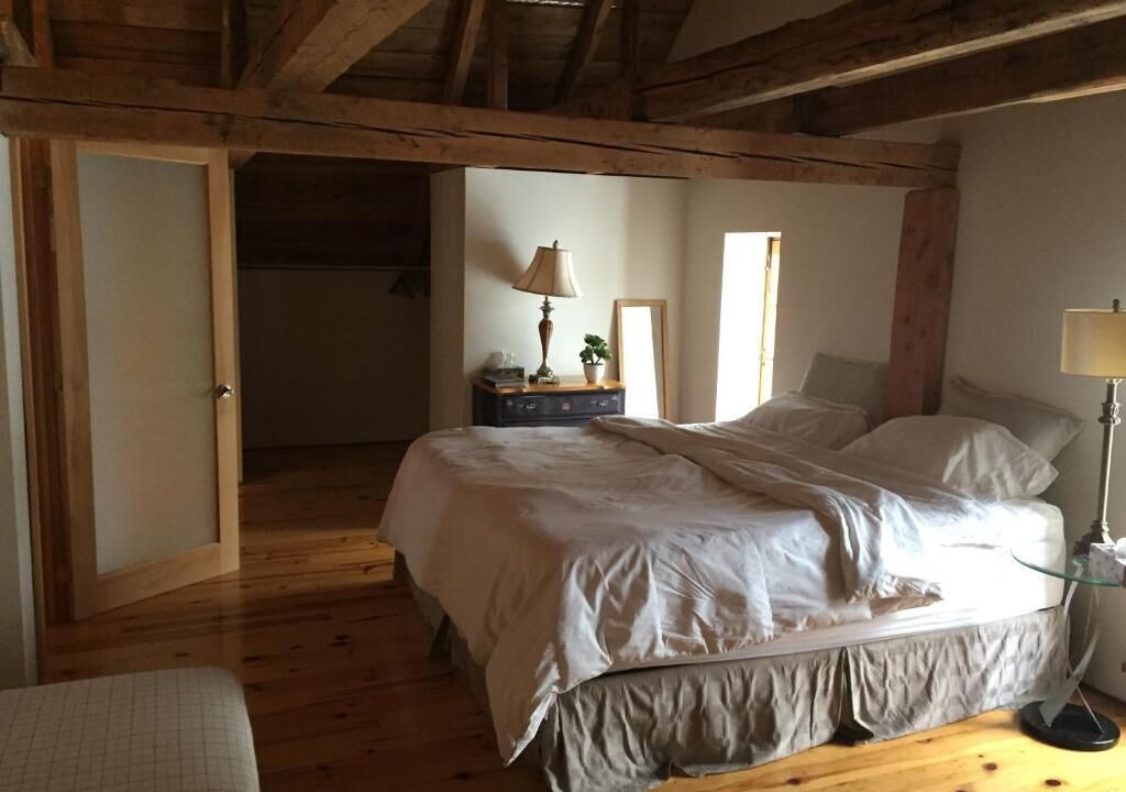 Photo of Bedroom in Stoneham-et-Tewkesbury