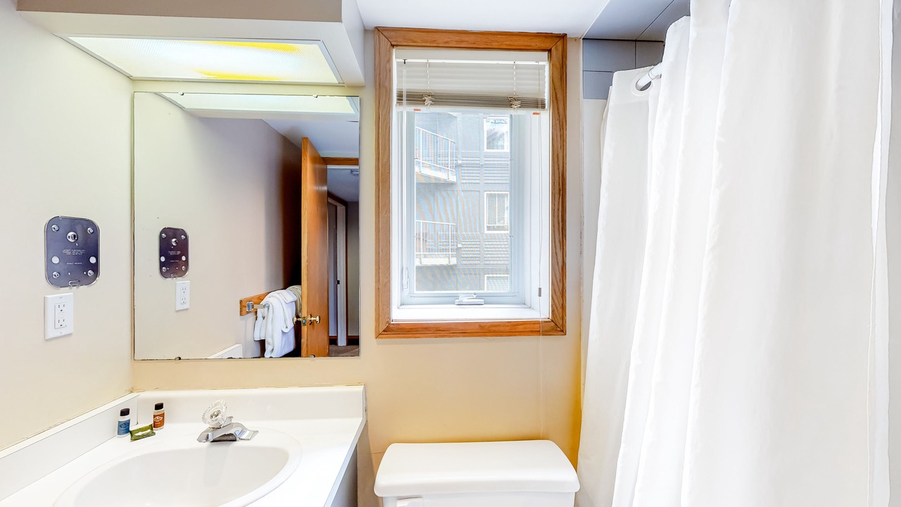 Photo of Bathroom in The Blue Mountains