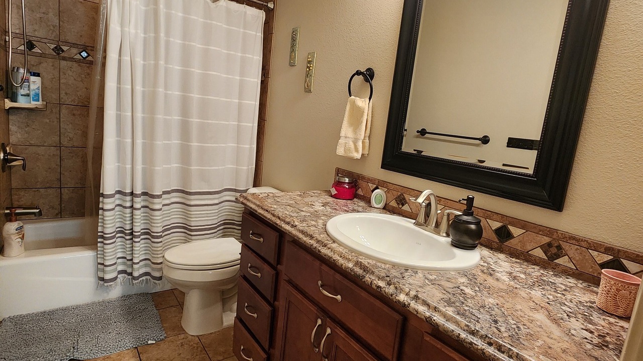 Photo of Bathroom in Fruitvale