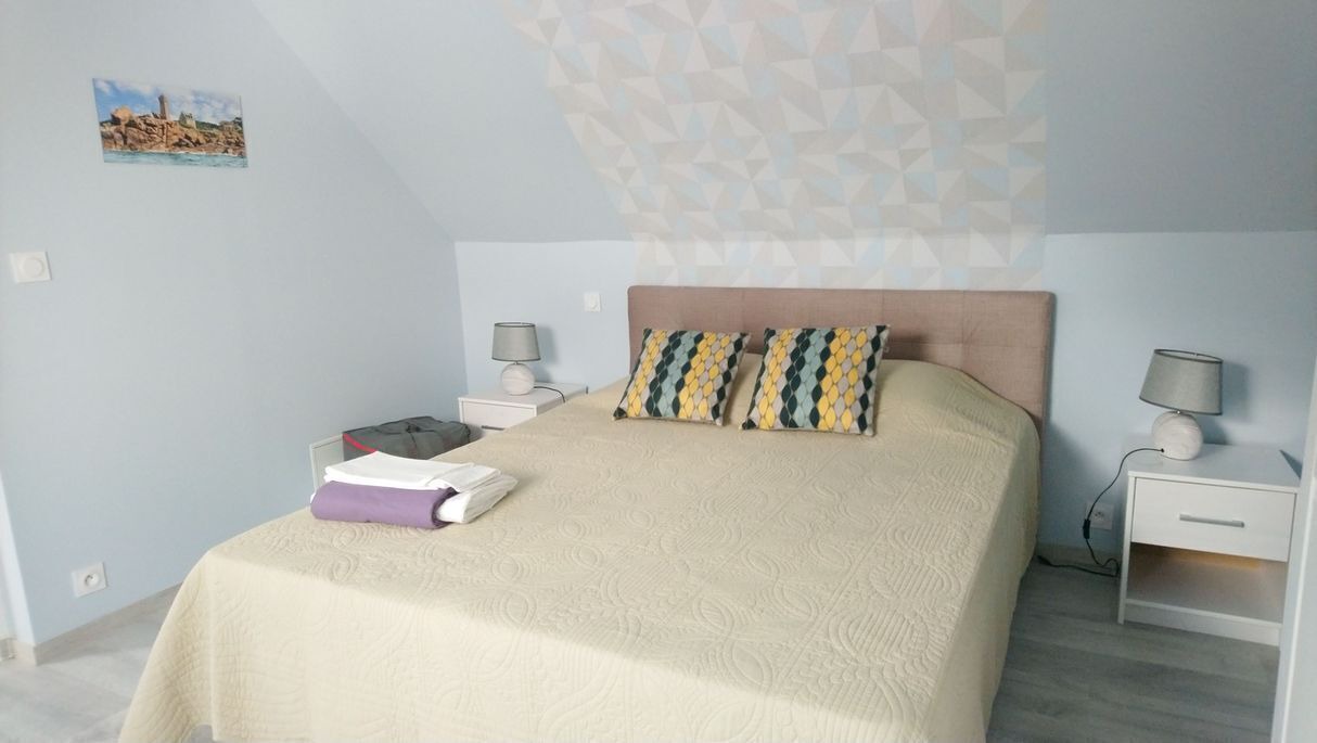 Photo of Bedroom in Tredrez-Locquemeau