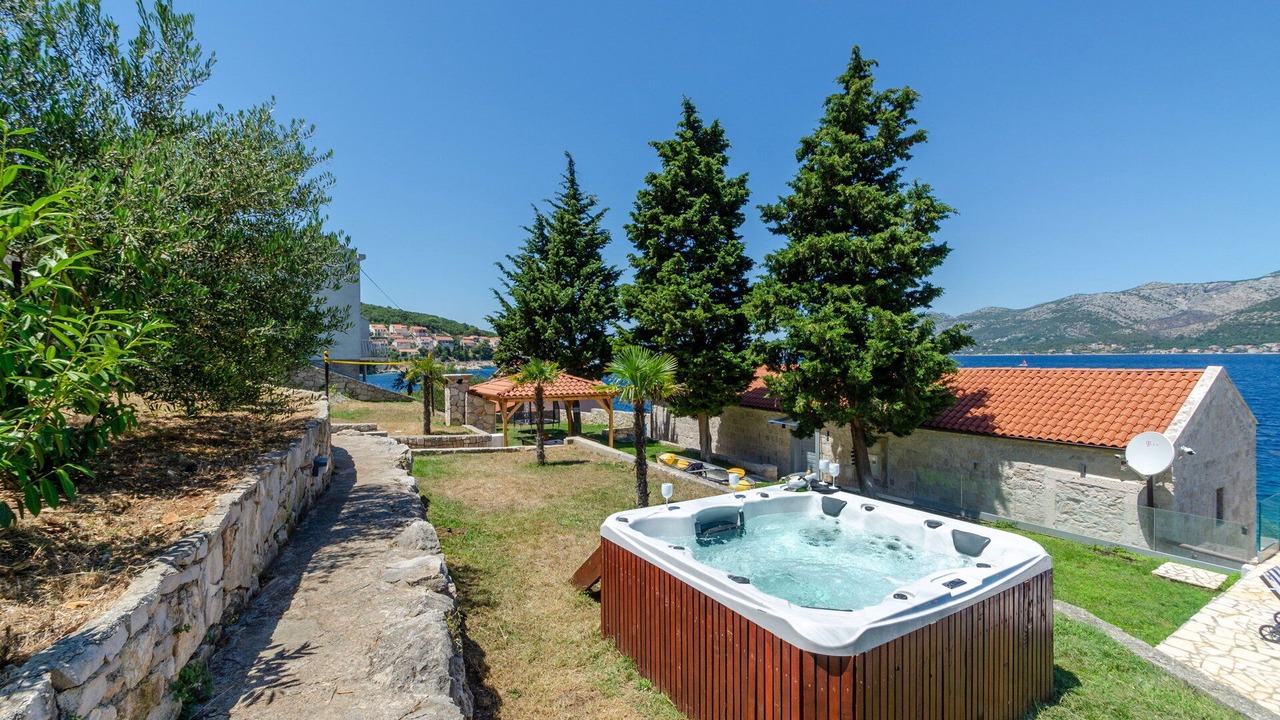 Photo of Outdoor in Cove Tri Zala (Zrnovo)