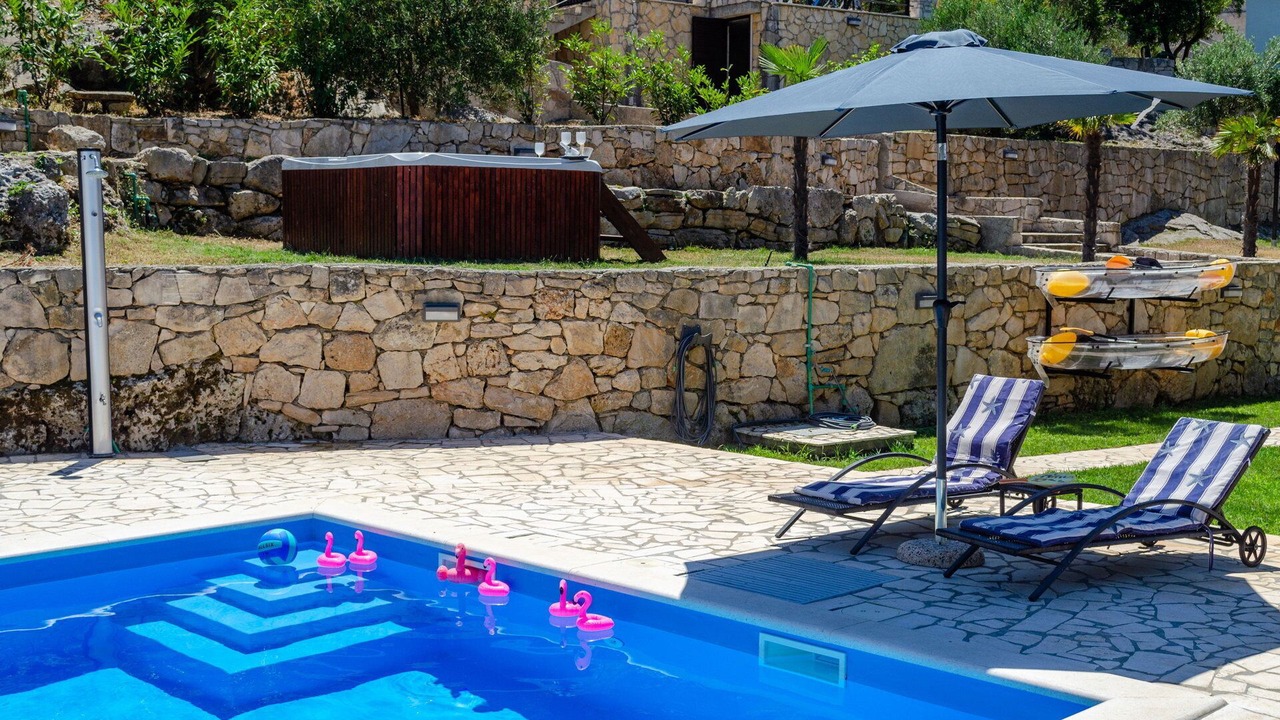 Photo of Outdoor in Cove Tri Zala (Zrnovo)