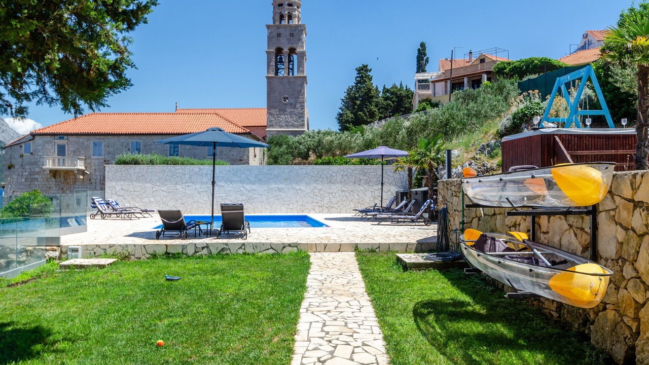 Photo of Outdoor in Cove Tri Zala (Zrnovo)