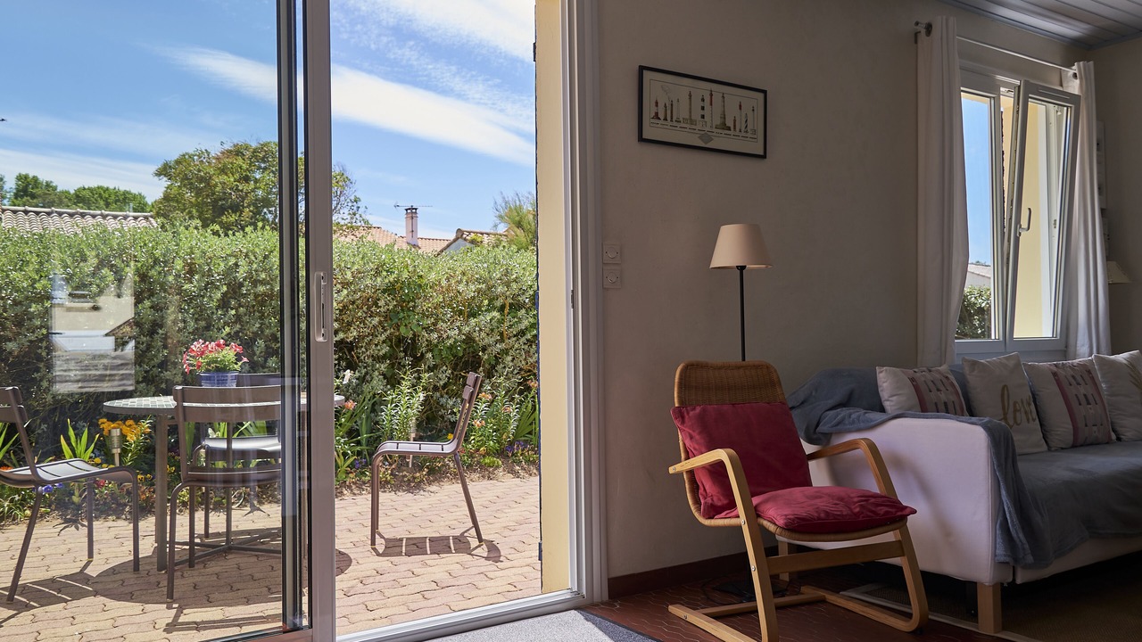 Photo of Livingroom in Saint-Michel-Chef-Chef