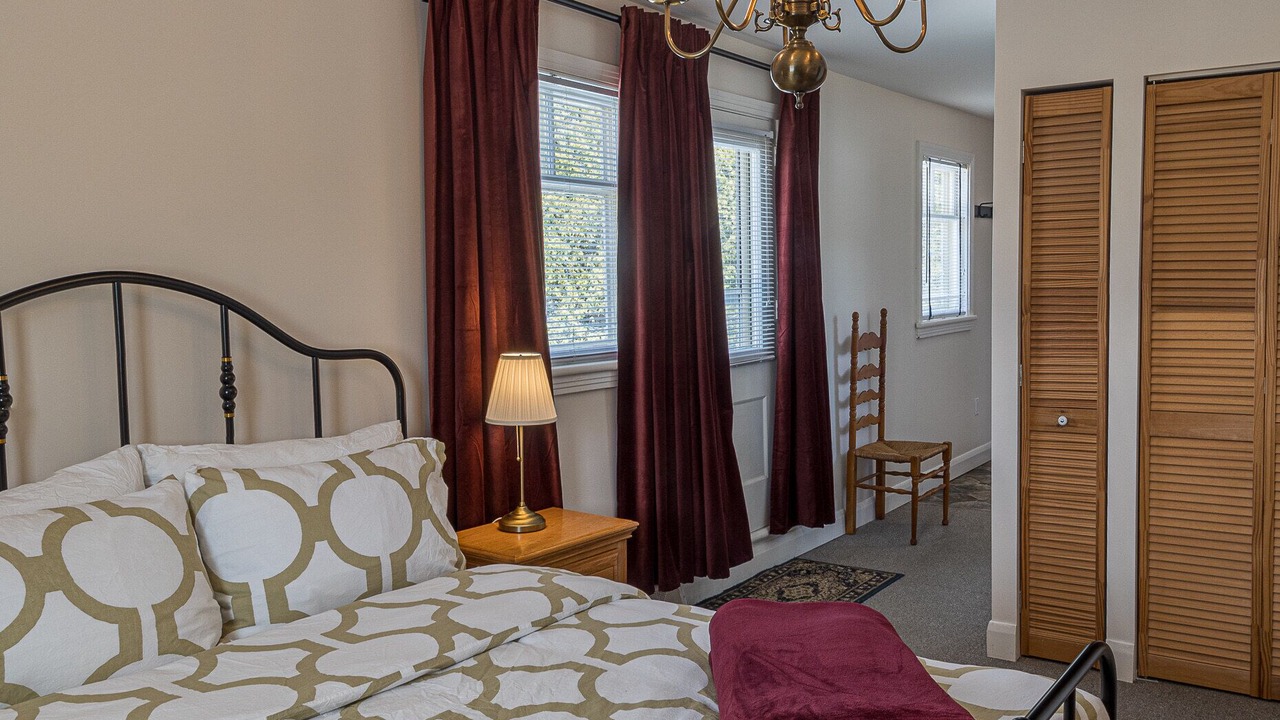 Photo of Bedroom in Hatley