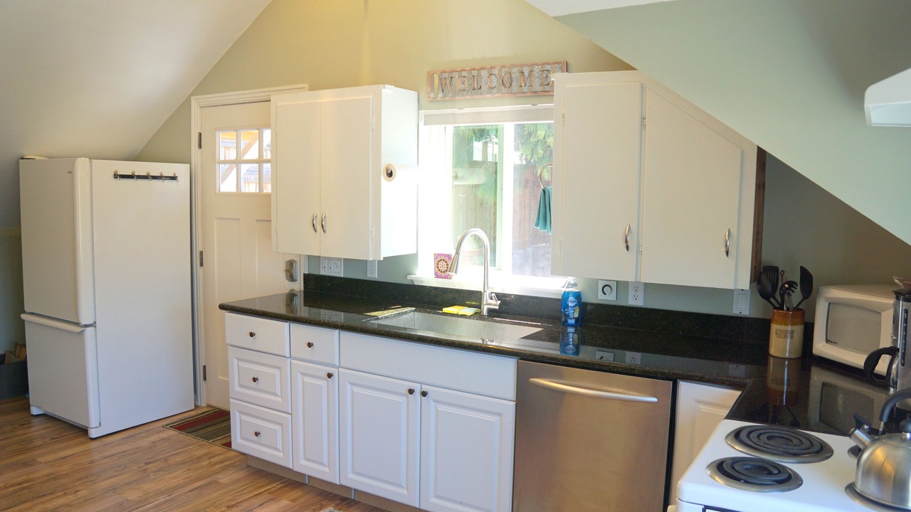 Photo of Kitchen in The Bowl of Edmonds