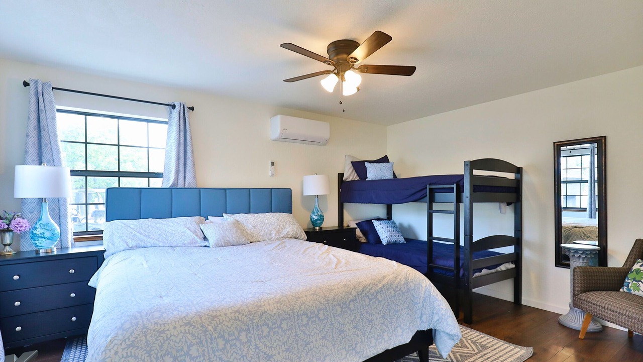 Photo of Bedroom in Rising Star