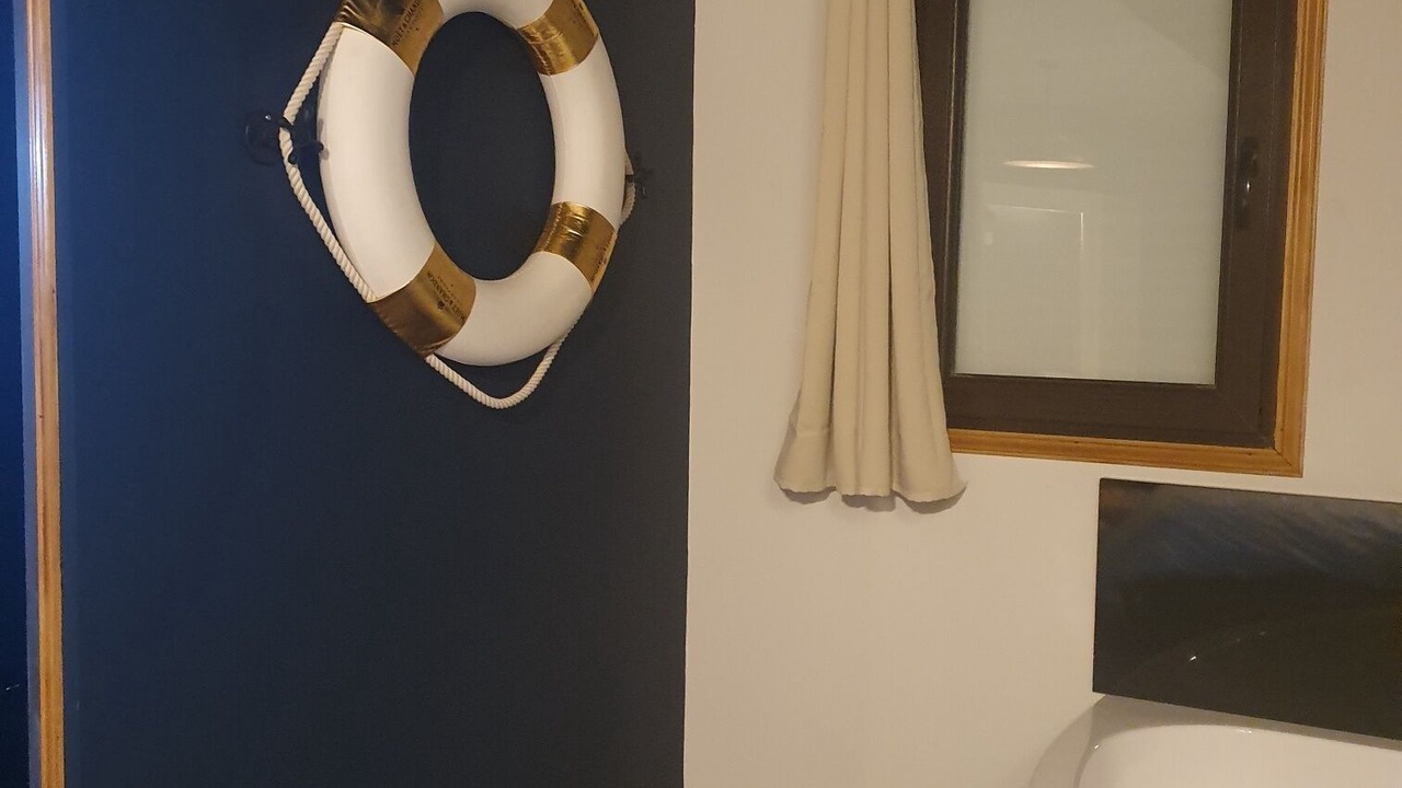 Photo of Bathroom in Epernay