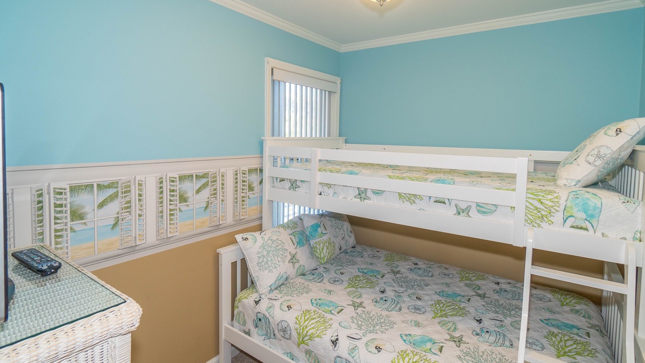 Photo of Bedroom in Surfside Beach