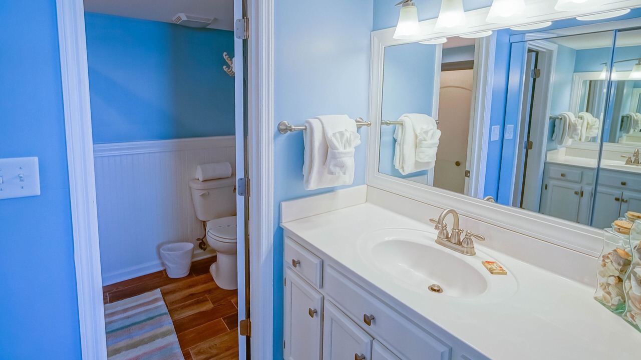 Photo of Bathroom in Surfside Beach