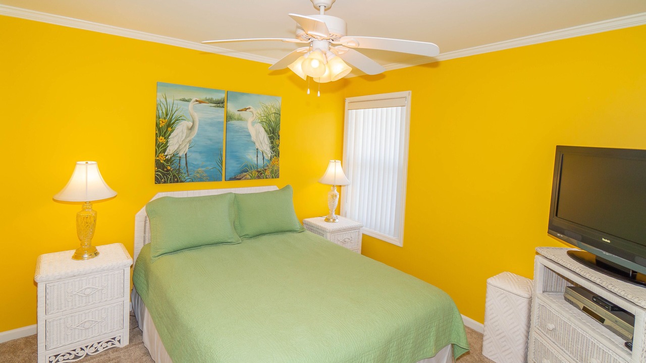 Photo of Bedroom in Surfside Beach