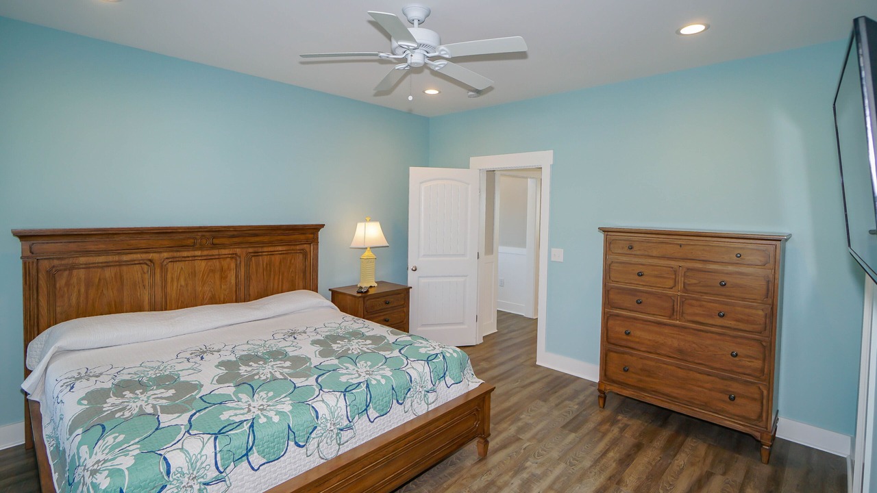 Photo of Bedroom in Surfside Beach