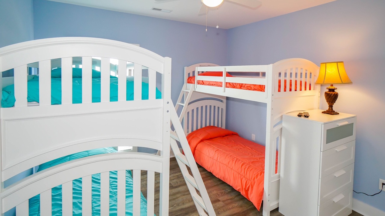 Photo of Bedroom in Surfside Beach