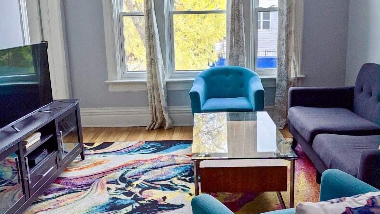 Photo of Livingroom in Palmer Square