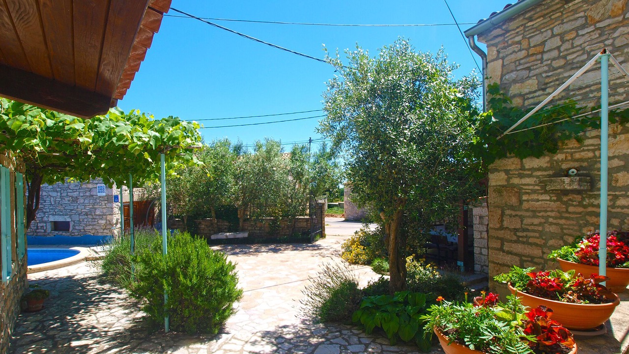 Photo of Outdoor in Orihi