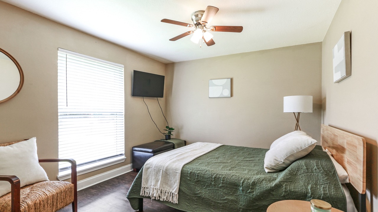 Photo of Bedroom in Broadmoor