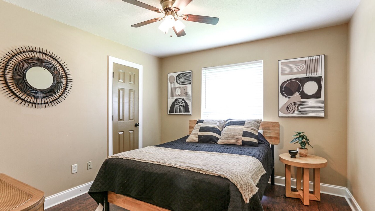 Photo of Bedroom in Broadmoor