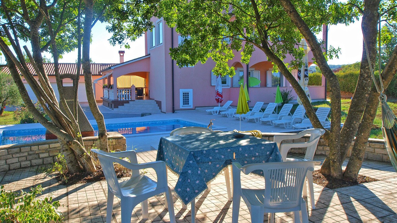 Photo of Outdoor in Kapelica