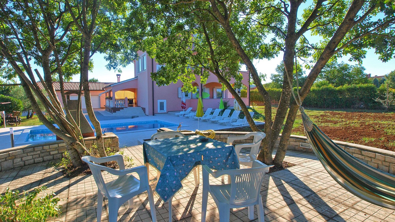 Photo of Outdoor in Kapelica