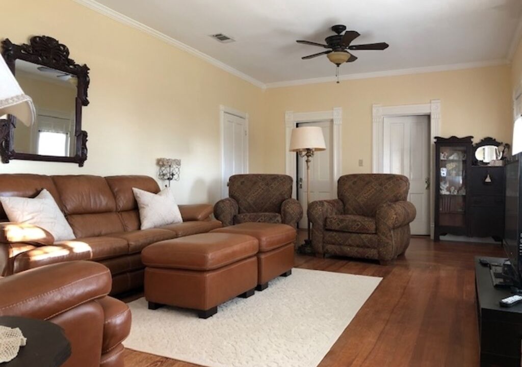 Photo of Bedroom in Walburg