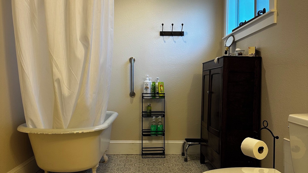 Photo of Bathroom in Walburg