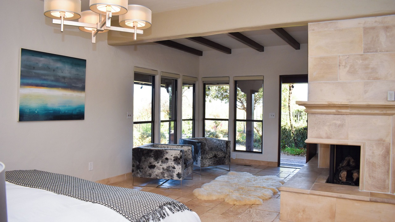 Photo of Others in Victor