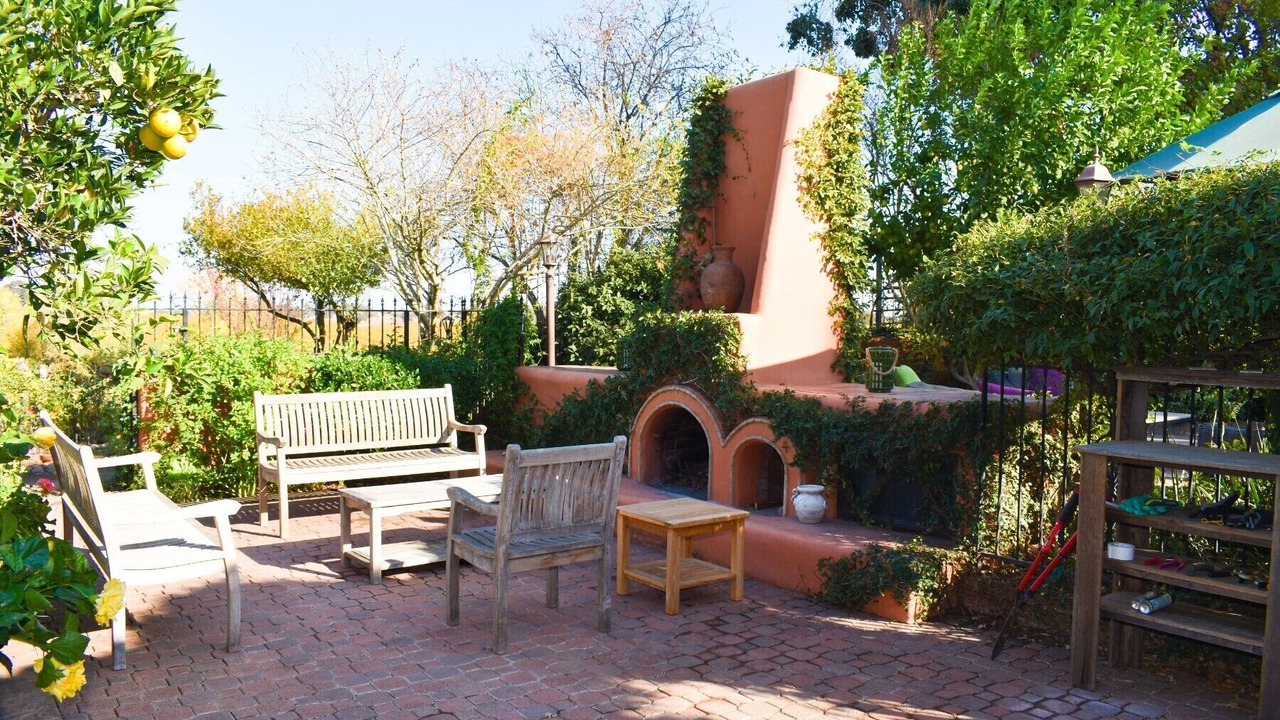 Photo of Livingroom in Victor