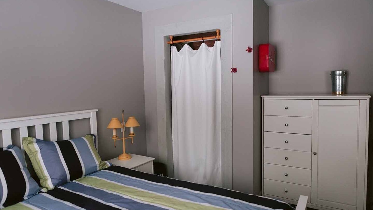 Photo of Bedroom in Utterson