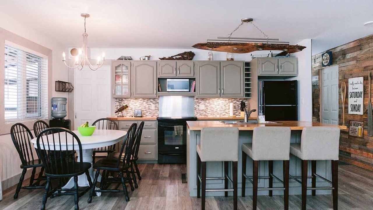 Photo of Kitchen in Utterson